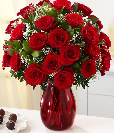 Mini red roses bouquet
