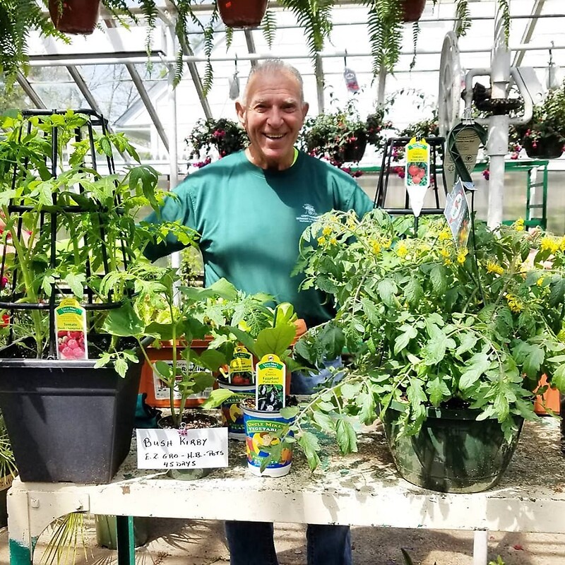 114 arranged by a florist in Wantagh, NY USA Abby's Parkside Nursery