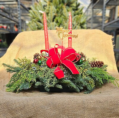 Christmas 2 candle centerpiece red